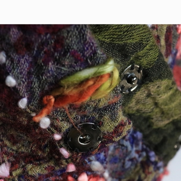 Stunning ANU Sweater EUC - Picture 10 of 11